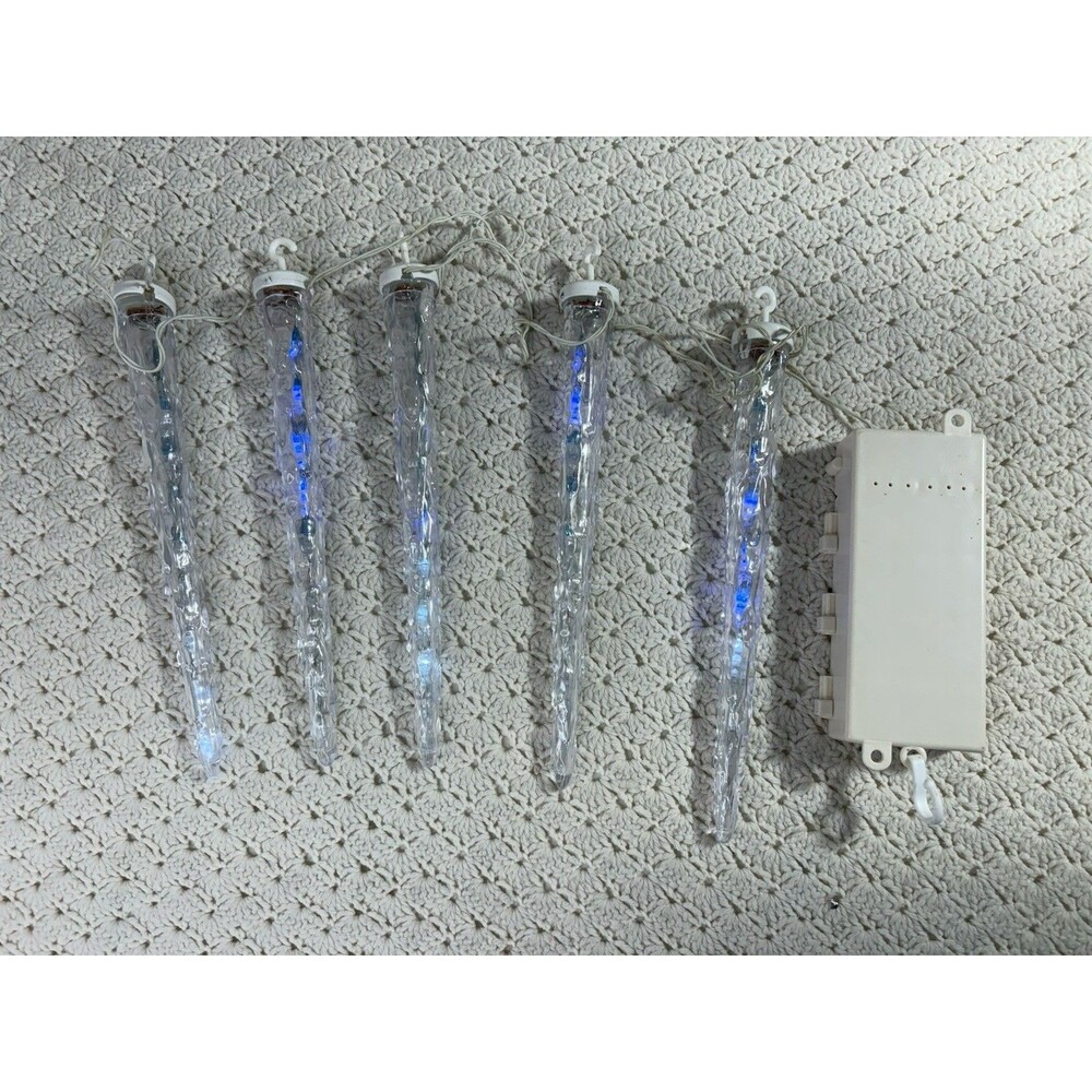 Vintage  LED Icicle Christmas 12” Lights 1 Strand Of 5 Requires 4 D Batteries